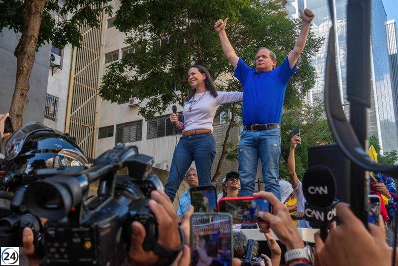 El régimen venezolano arresta al líder opositor Juan Pablo Guanipa.