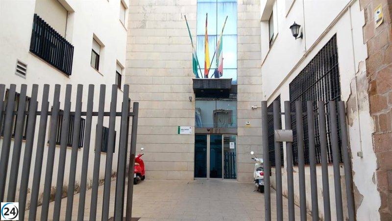 Liberan al padre de acogida del bebé que murió en Linares tras su declaración ante el juez.