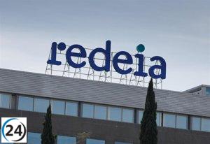 Redeia transforma su consejo con nuevas incorporaciones de Arancha González Laya, Natalia Fabra y Albert Castellanos.