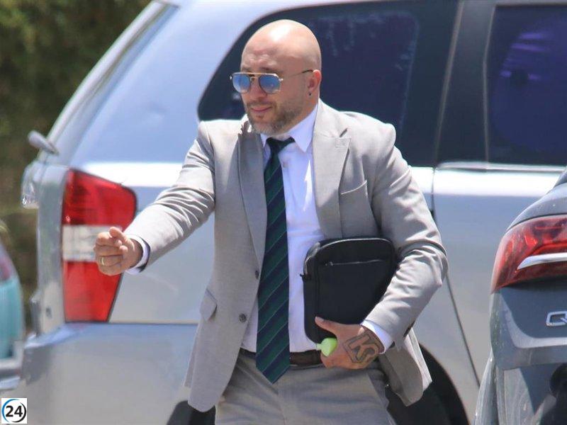 Kiko Rivera expresa su descontento por la falta de Isabel Pantoja e Isa Pi en la comunión de Ana.