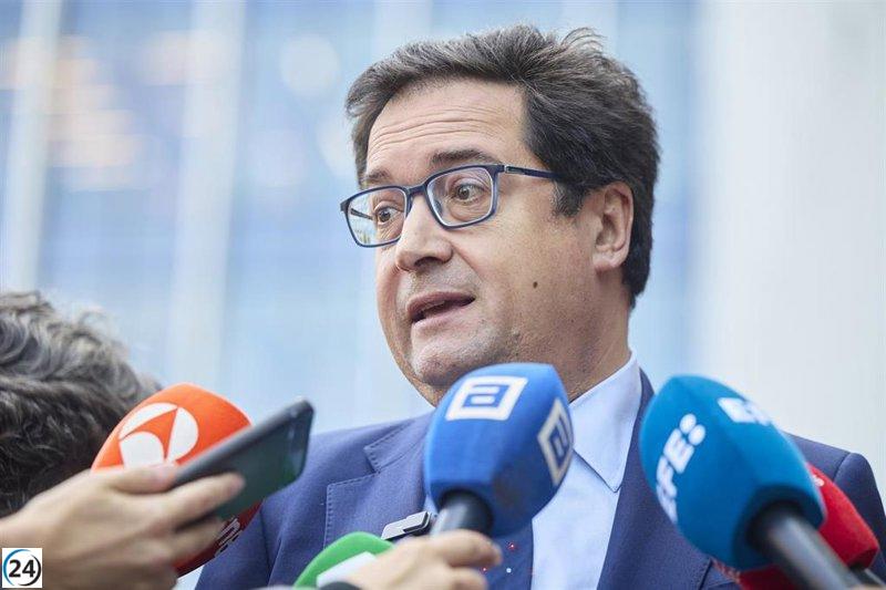 Óscar López reafirma sus declaraciones sobre el exteniente de la UCO y denuncia la operación 