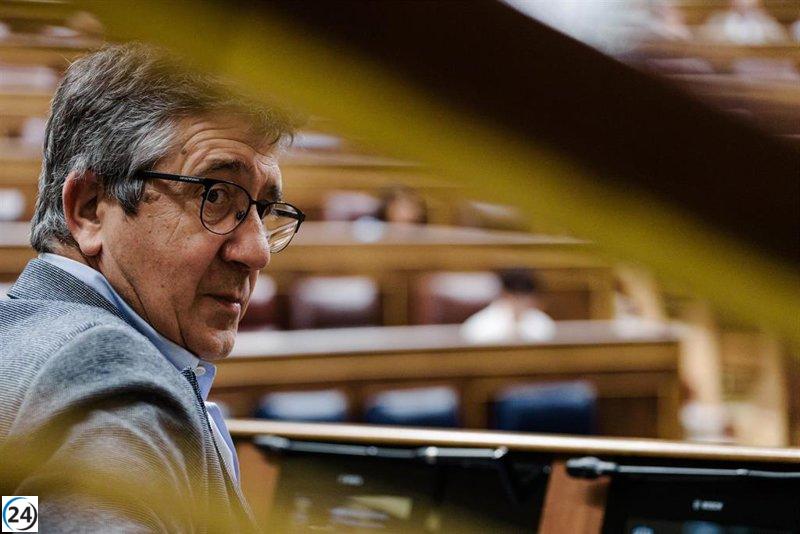 El PSOE se desmarca del registro en la vivienda de Ábalos y asegura que no tendrá repercusiones.