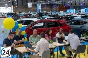 El Salón del Vehículo de Ocasión atrae a más de 17,000 asistentes y registra 1,300 ventas.