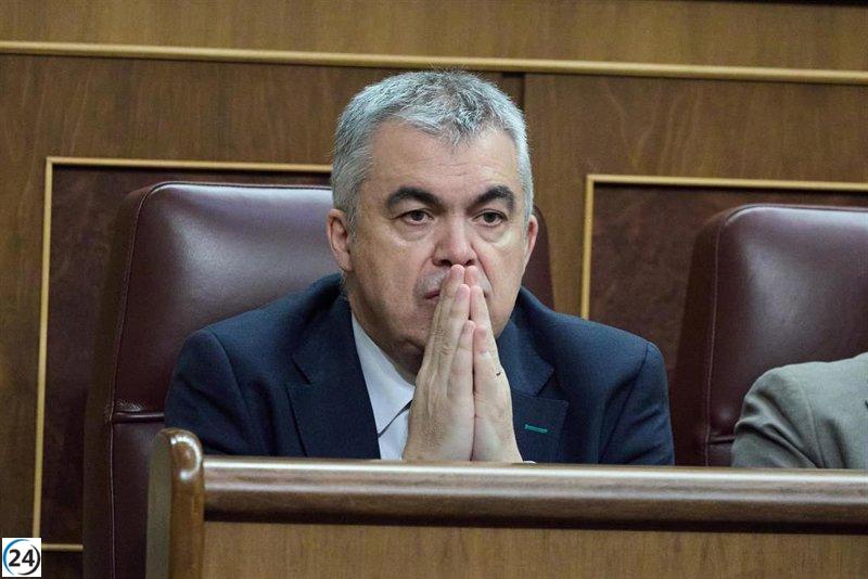 Santos Cerdán renuncia a su cargo como diputado y opta por renunciar a su aforamiento para enfrentar su defensa.