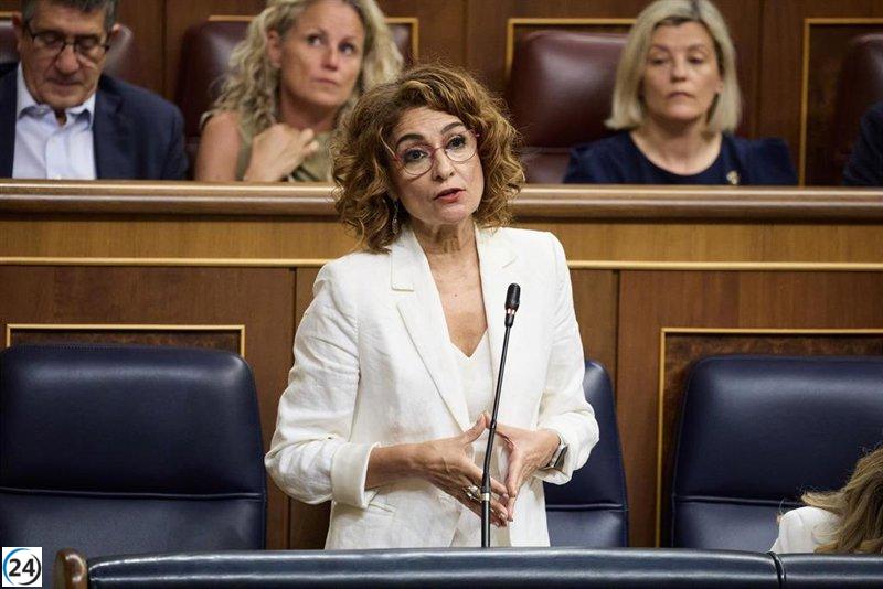 Belarra advierte que Sánchez buscará una imagen en la OTAN similar a la de las Azores, mientras Montero critica su enfoque.