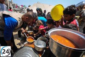 Israel niega acusaciones de disparos indiscriminados contra palestinos en áreas de asistencia humanitaria.