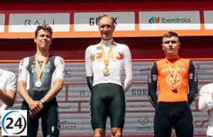 Abel Balderstone se corona campeón de España de contrarreloj en un día marcado por el caos.