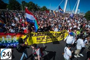 Orbán condena la marcha del Orgullo y la atribuye a directrices de Bruselas.