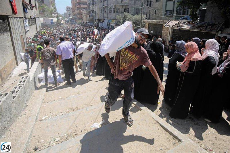 Israel reconoce la muerte de civiles palestinos en la distribución de ayuda en Gaza.