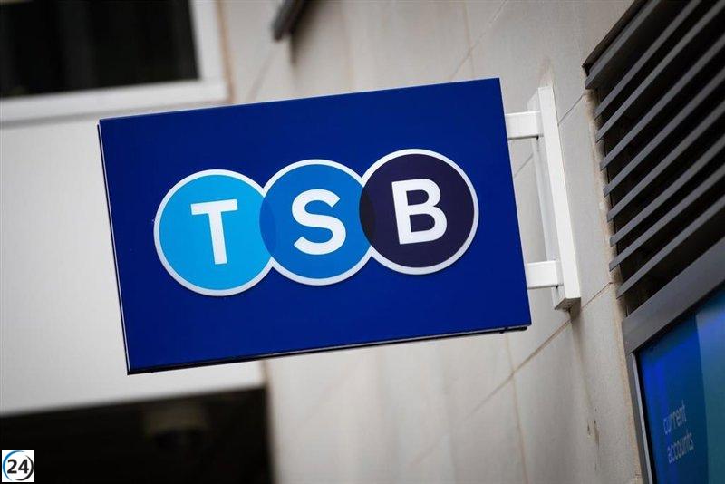Santander propone 2.600 millones de euros a Sabadell por la adquisición de TSB, informa Reuters.