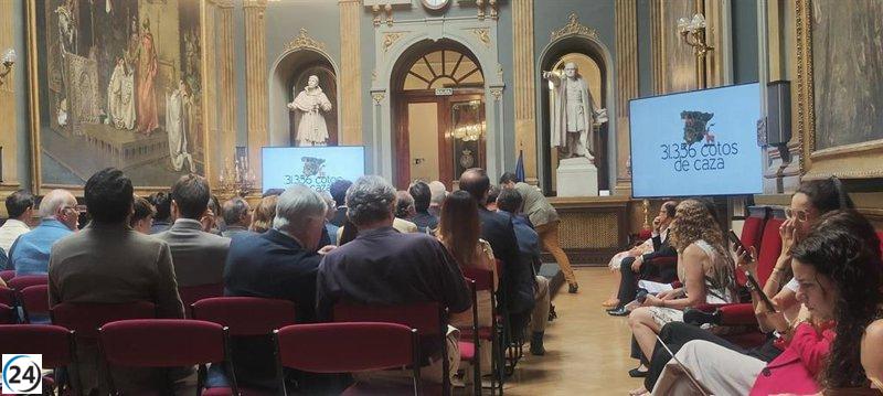 Cazadores reclaman a las CCAA decisiones sobre la caza del lobo para proteger la ganadería extensiva.