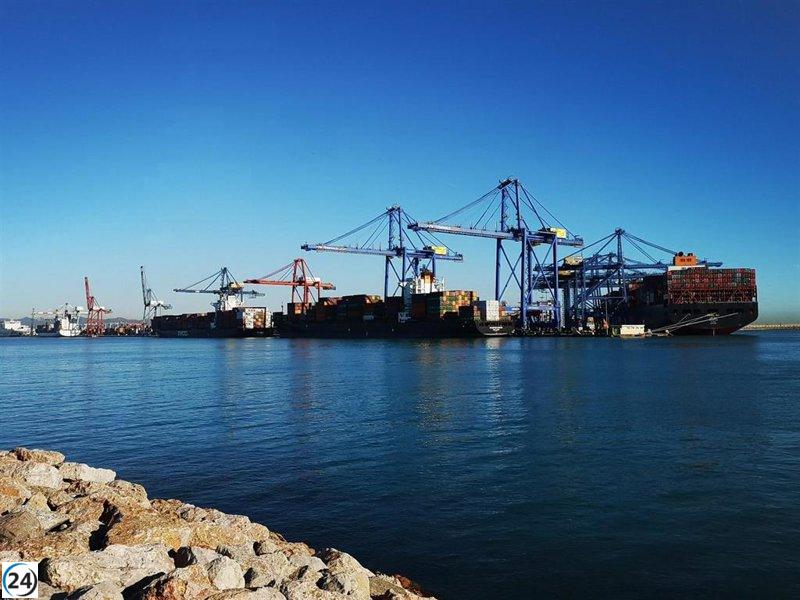 La UE acepta arancel del 10% de EE. UU., pero demanda excepciones para industrias clave.