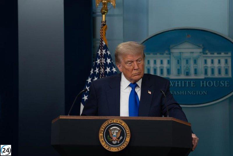 Trump advierte a Elon Musk sobre la deportación mientras enfatiza sus posibles pérdidas.