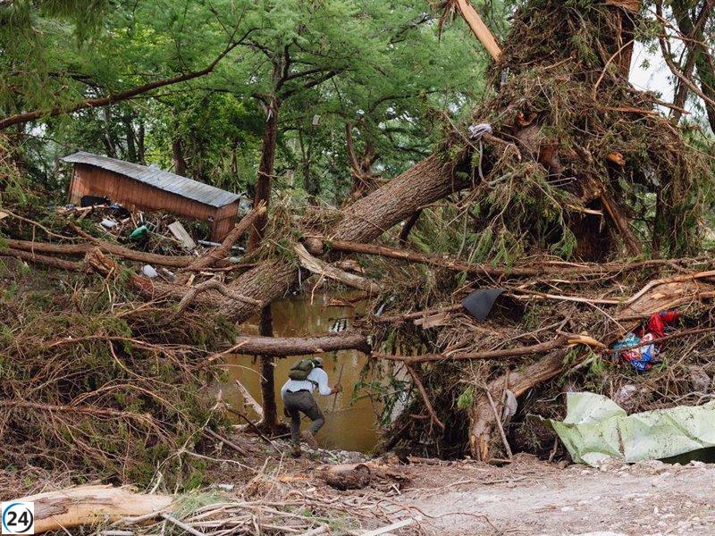 Las inundaciones en Texas dejan más de 90 vidas perdidas.