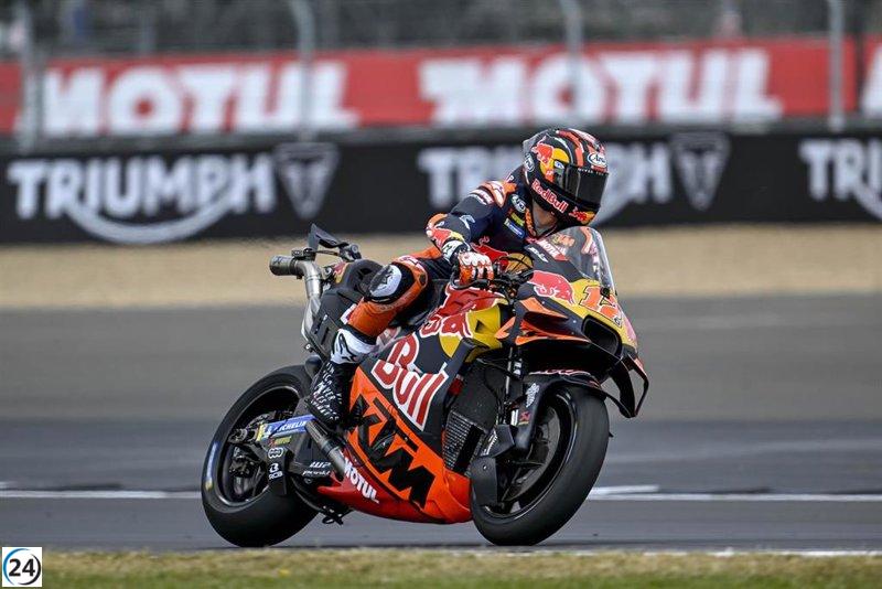 Maverick Viñales se ausentará del GP de Chequia tras cirugía por fractura de hombro.