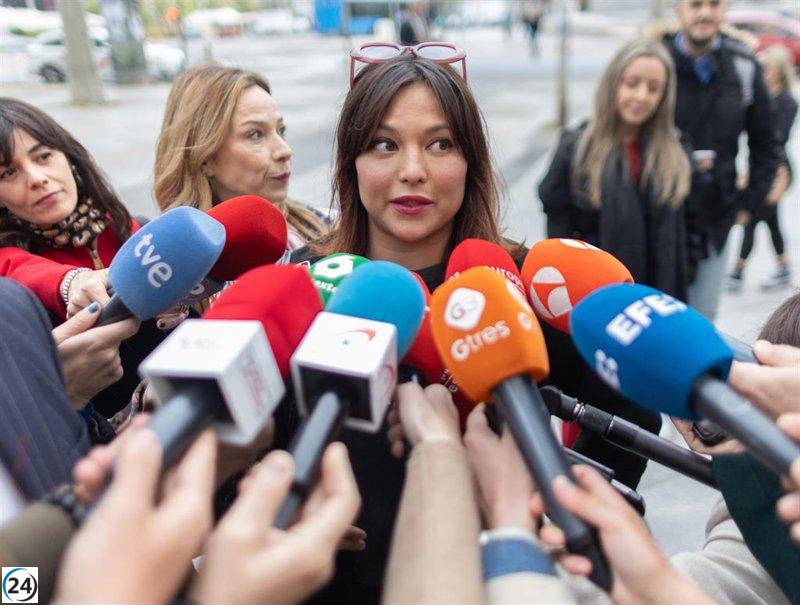 Errejón exige a Mouliaá una disculpa por acusaciones de extorsión o enfrentará acciones legales.