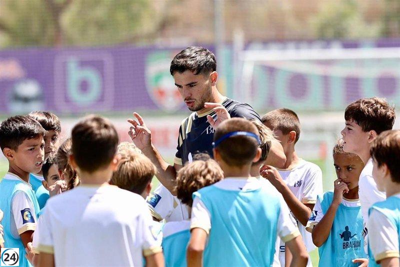 Casi 300 niños participan en Málaga en el Campus de Brahim Díaz.