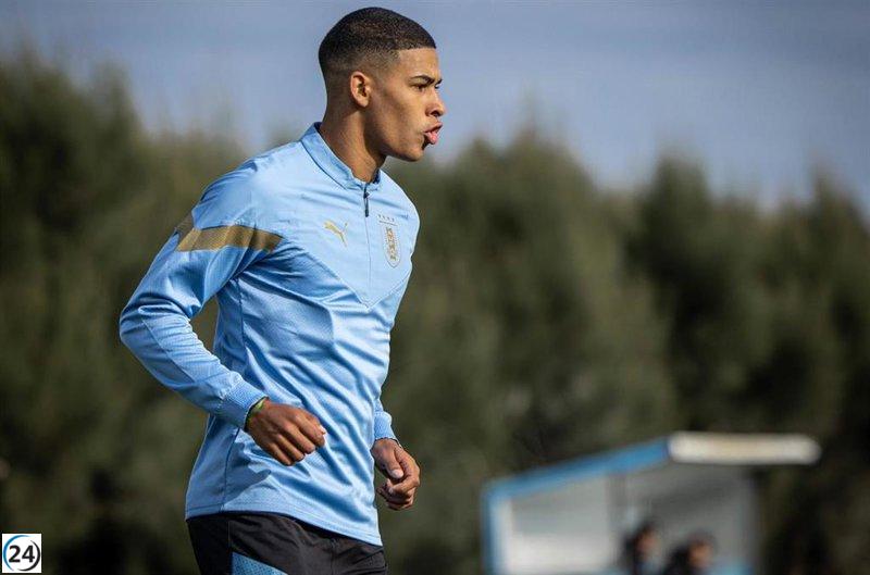Santiago Mouriño se une al Villarreal con contrato hasta 2030.