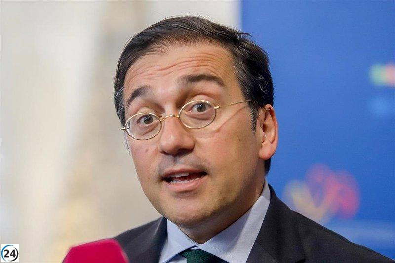 Albares repudia los ataques rusos contra civiles en Ucrania y urge a buscar un alto el fuego.