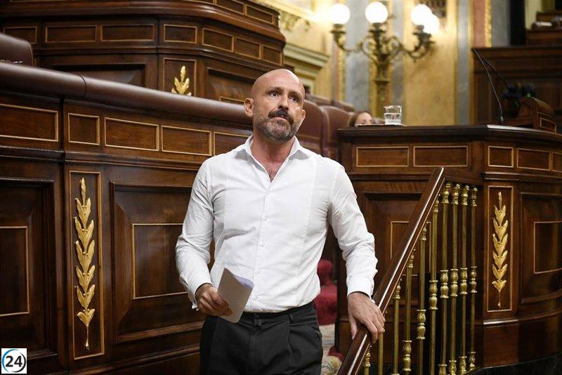 El PP insta a Sánchez a reconsiderar su papel y apartarse, alegando que la corrupción define al PSOE.
