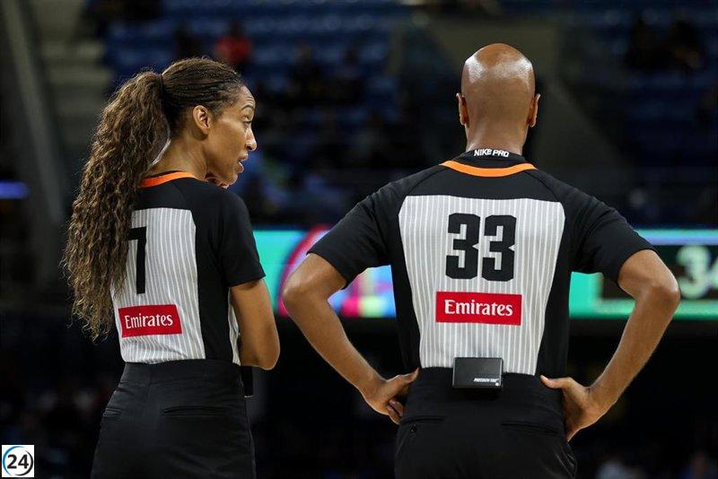 Un dildo vuelve a robar protagonismo en un juego de la WNBA.
