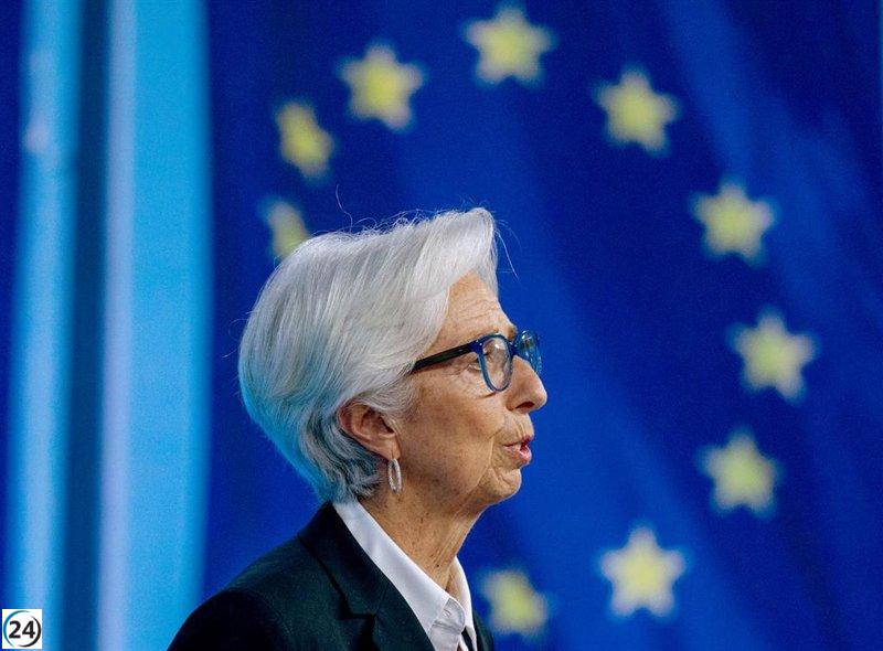 Lagarde prevé un enfriamiento en la eurozona y señala la continua incertidumbre comercial.