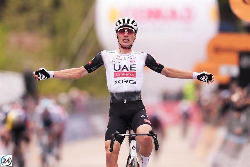 Ayuso se reivindica en Cerler durante una jornada tranquila en La Vuelta.