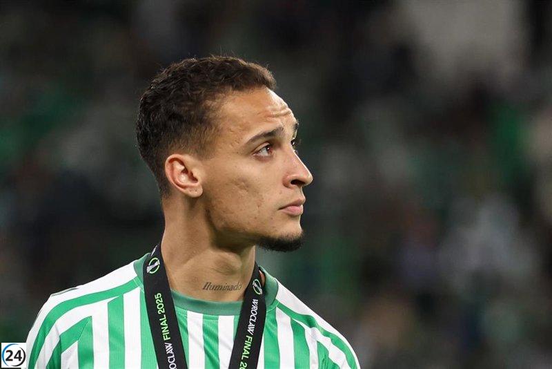 El Manchester United avanza en las negociaciones para ceder a Antony al Betis.