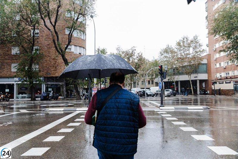 Descenso de temperaturas y chubascos intensos en toda la Península este lunes.