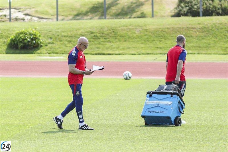 La selección inicia su primer entrenamiento en Las Rozas con apoyo de jóvenes talentos Sub-21.