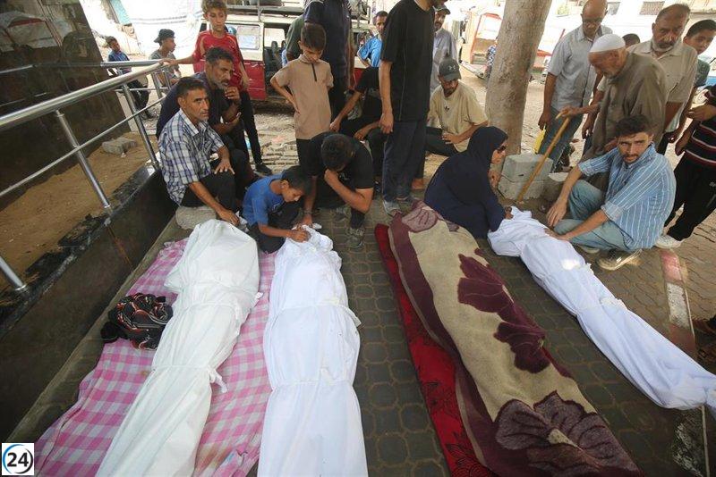Once muertos, entre ellos siete menores, en ataque israelí a civiles en busca de agua en Gaza.