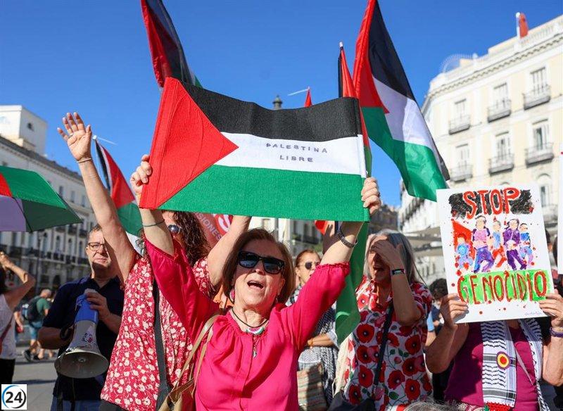 Manifestaciones en ciudades de España piden al Gobierno un embargo total de armas a Israel.