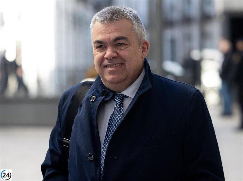 El Supremo ratifica la prisión de Cerdán, pero anticipa su posible liberación antes de fin de año.