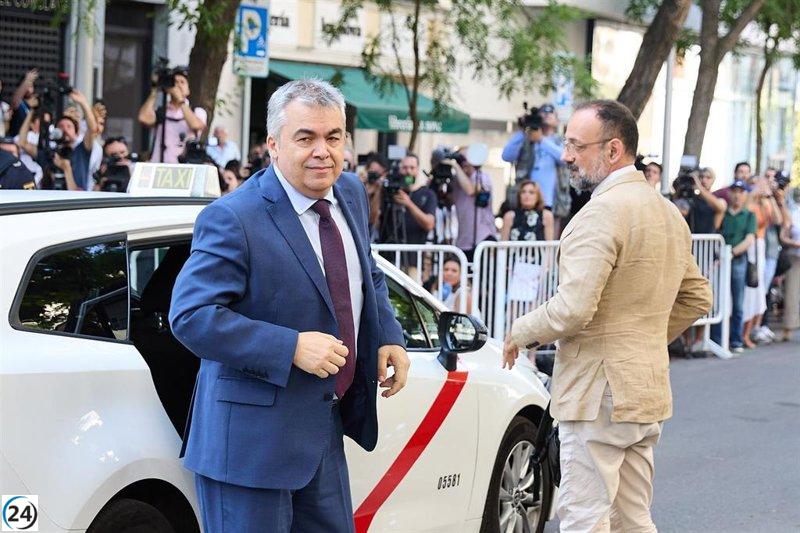 Cerdán critica al juez por una interpretación superficial de los audios de Koldo y denuncia irregularidades en el proceso.