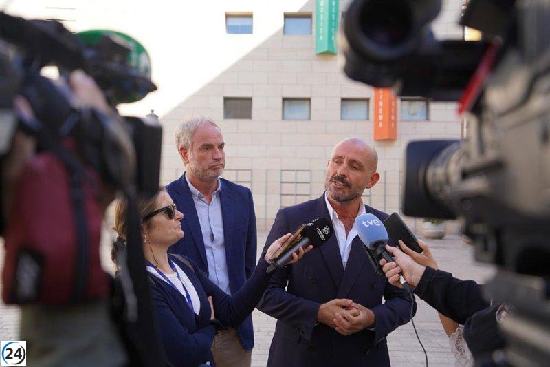 De los Santos (PP) exige la renuncia de Redondo y asegura que el Gobierno ignora las necesidades de las mujeres.