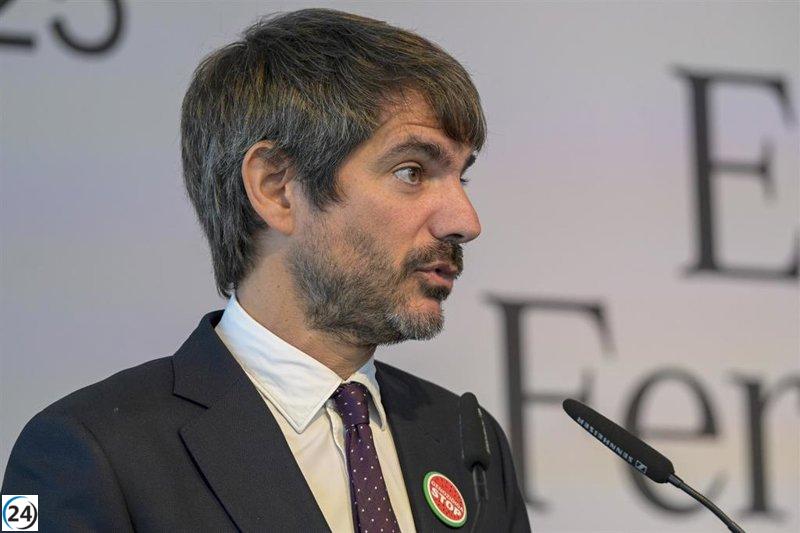 Urtasun sostiene que la medida de embargo de armas hacia Israel es rigurosa y efectiva.