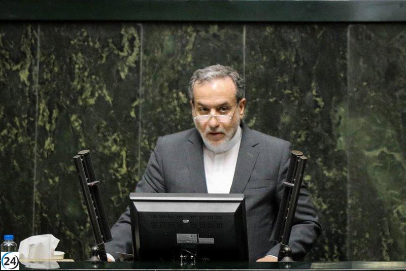 Irán critica a E3 y EE. UU. por su enfoque beligerante y se opone a las sanciones de la ONU.