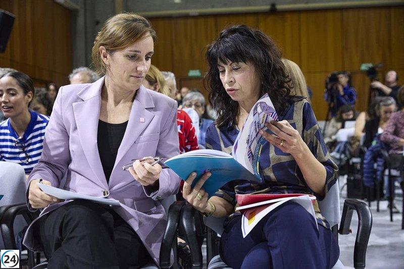 Redondo propone garantizar el derecho al aborto en la Constitución: 