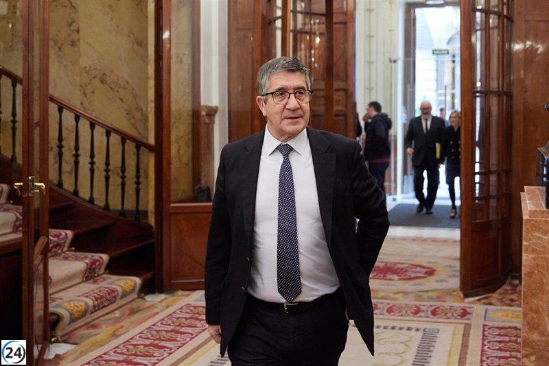 López del PSOE critica el sistema de puntos del PP: 