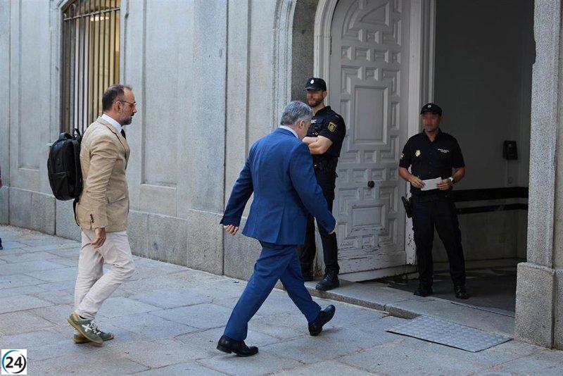 El TS sigue con Cerdán en prisión al no contar con pruebas sólidas, pero intensifica esfuerzos para encontrarlas.