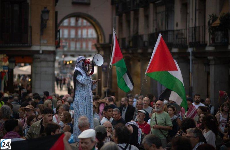 Israel da inicio a la expulsión de integrantes de la segunda flotilla hacia Gaza.