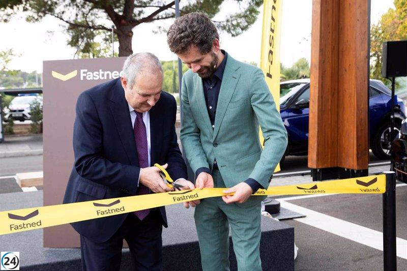 Hereu lanza las primeras estaciones de carga ultrarrápida de Fastned en España.
