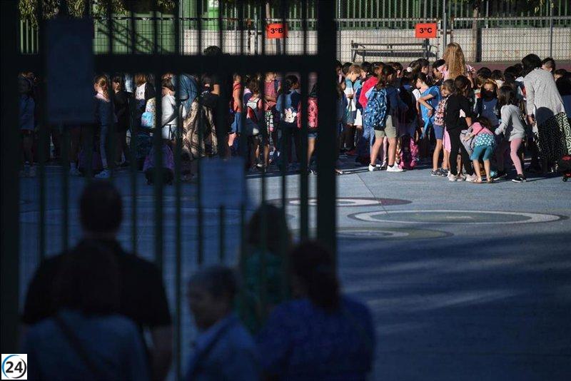 Compromís exige Ley que asegure la gratuidad de actividades extraescolares en escuelas públicas.