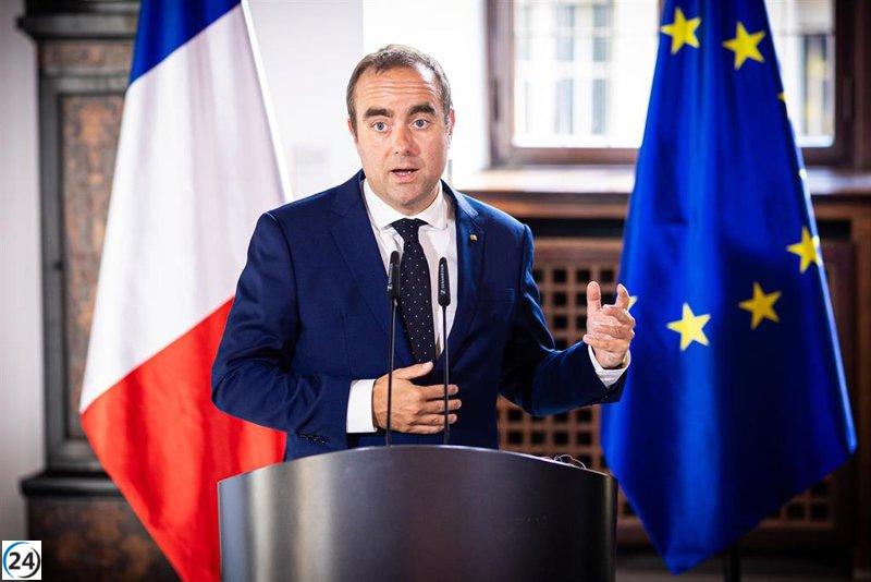 Macron evalúa disolver la Asamblea Nacional ante la posible caída del Gobierno de Lecornu.