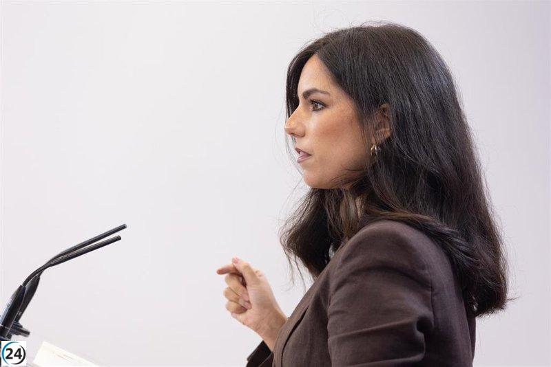 Vox solicita en el Congreso la revisión de nacionalidades, la eliminación de apoyos a inmigrantes irregulares y la derogación del arraigo.
