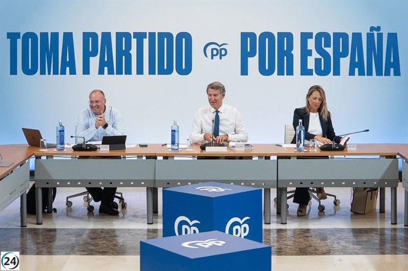 Feijóo presenta propuestas en vivienda, inmigración y autónomos para captar apoyo de las clases medias y contrarrestar a Vox.