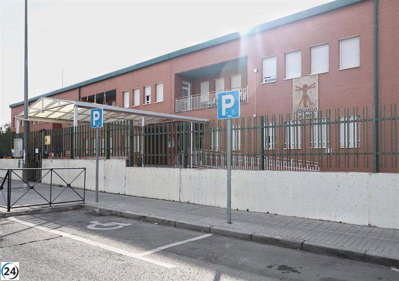 PSOE impulsa una reforma para aumentar a 500 euros la multa por mal estacionamiento en plazas para discapacitados.