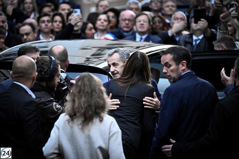 Sarkozy se presenta como víctima de un