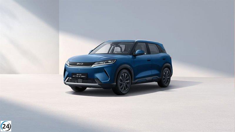 BYD presenta el Atto 2 híbrido enchufable, disponible en Europa desde principios de 2026.