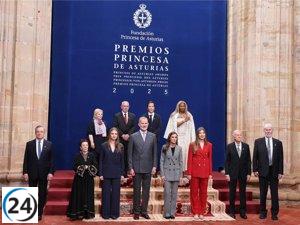La Familia Real se reúne con Serena Williams y otros galardonados en la entrega del Premio Princesa de Asturias.